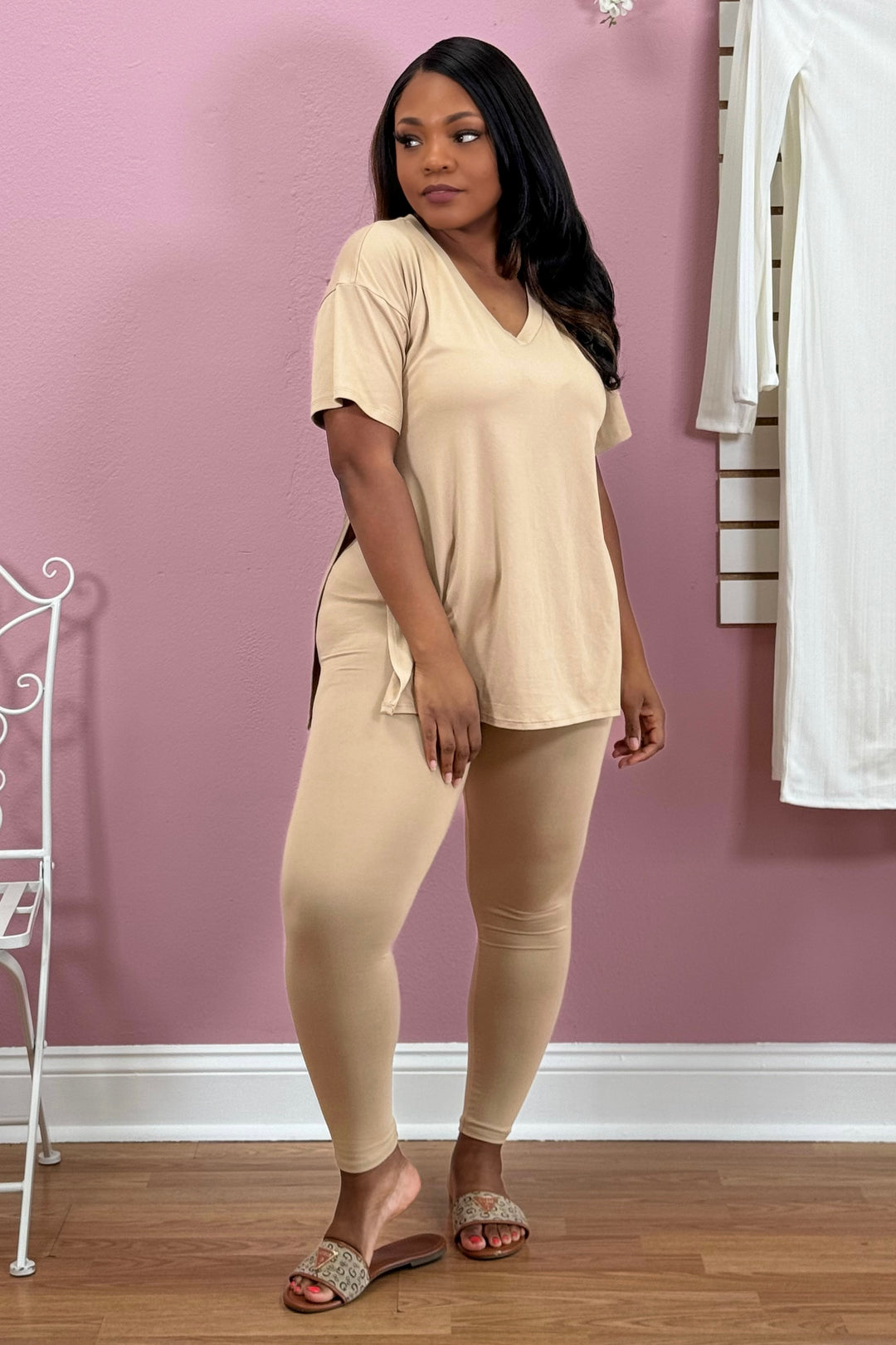 In a split set (Taupe)