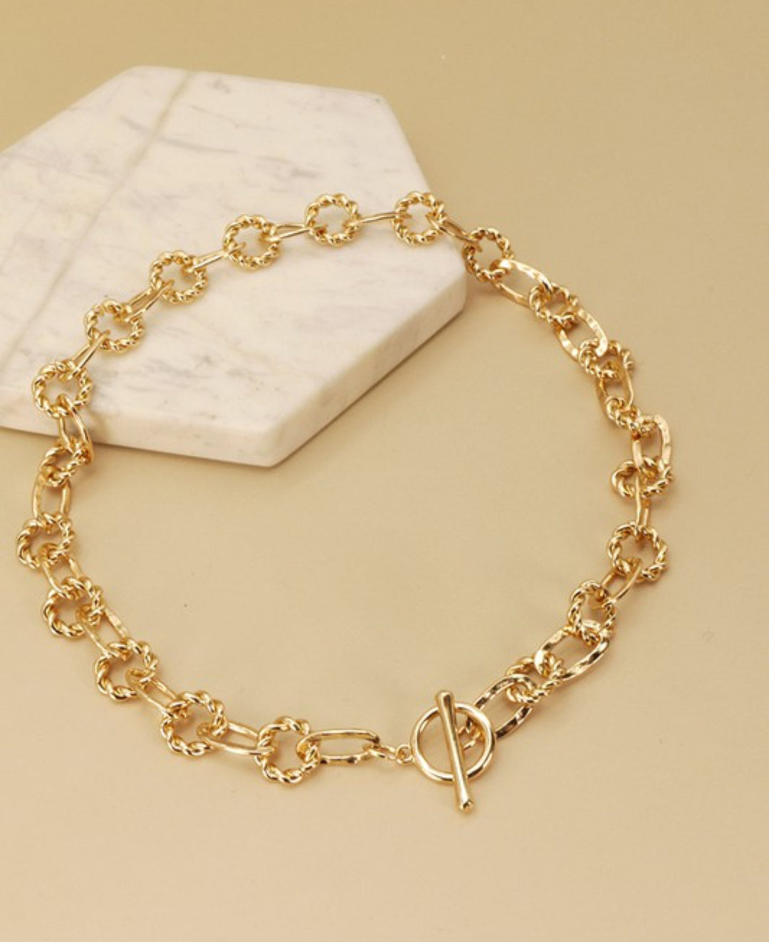In Circles chain necklace